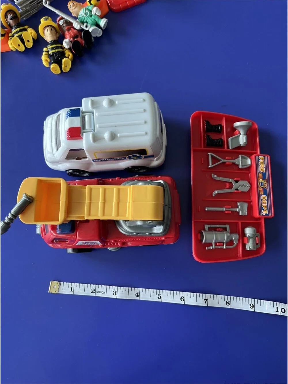 Rescue Headquarters Extenbile Play Moveable Parts Fire Truck Ambulance Motocycle